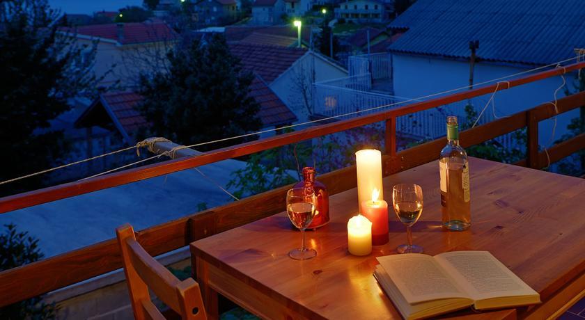 Apartments Mira ゴルニ・カリン 部屋 写真