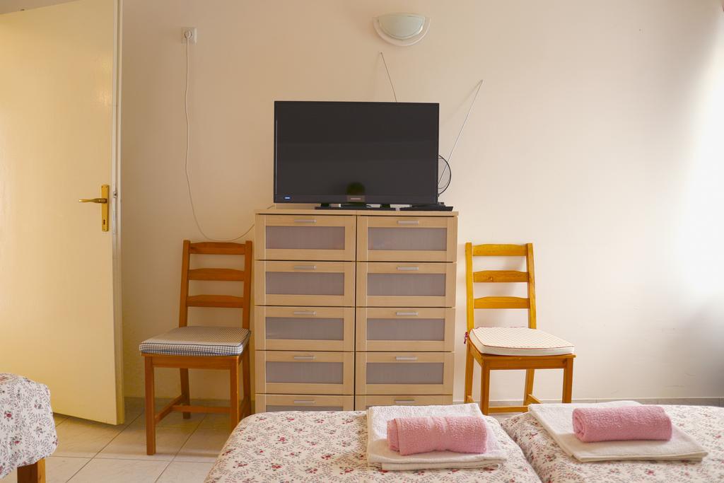 Apartments Mira ゴルニ・カリン エクステリア 写真