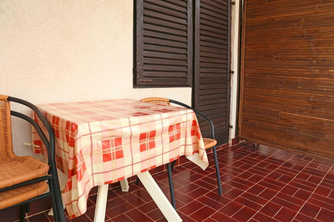 Apartments Mira ゴルニ・カリン エクステリア 写真